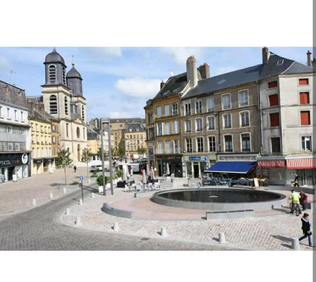 Charmant Duplex Dans Le Centre Historique De Sedan Apartamento Exterior foto